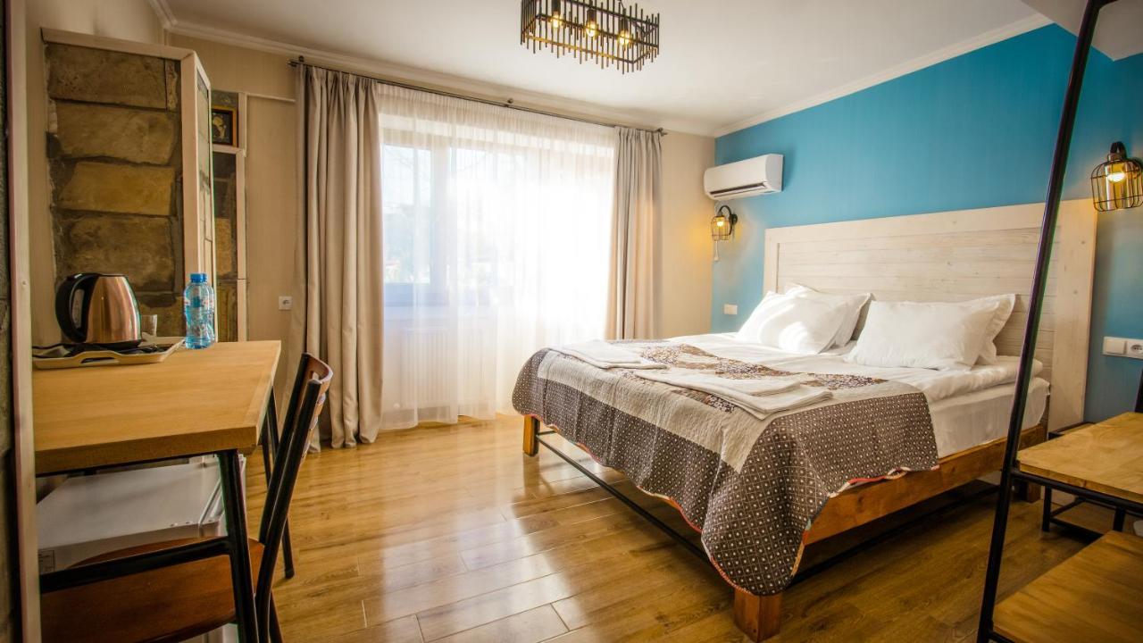 Wine Symphony Boutique Hotel ティビリシ エクステリア 写真