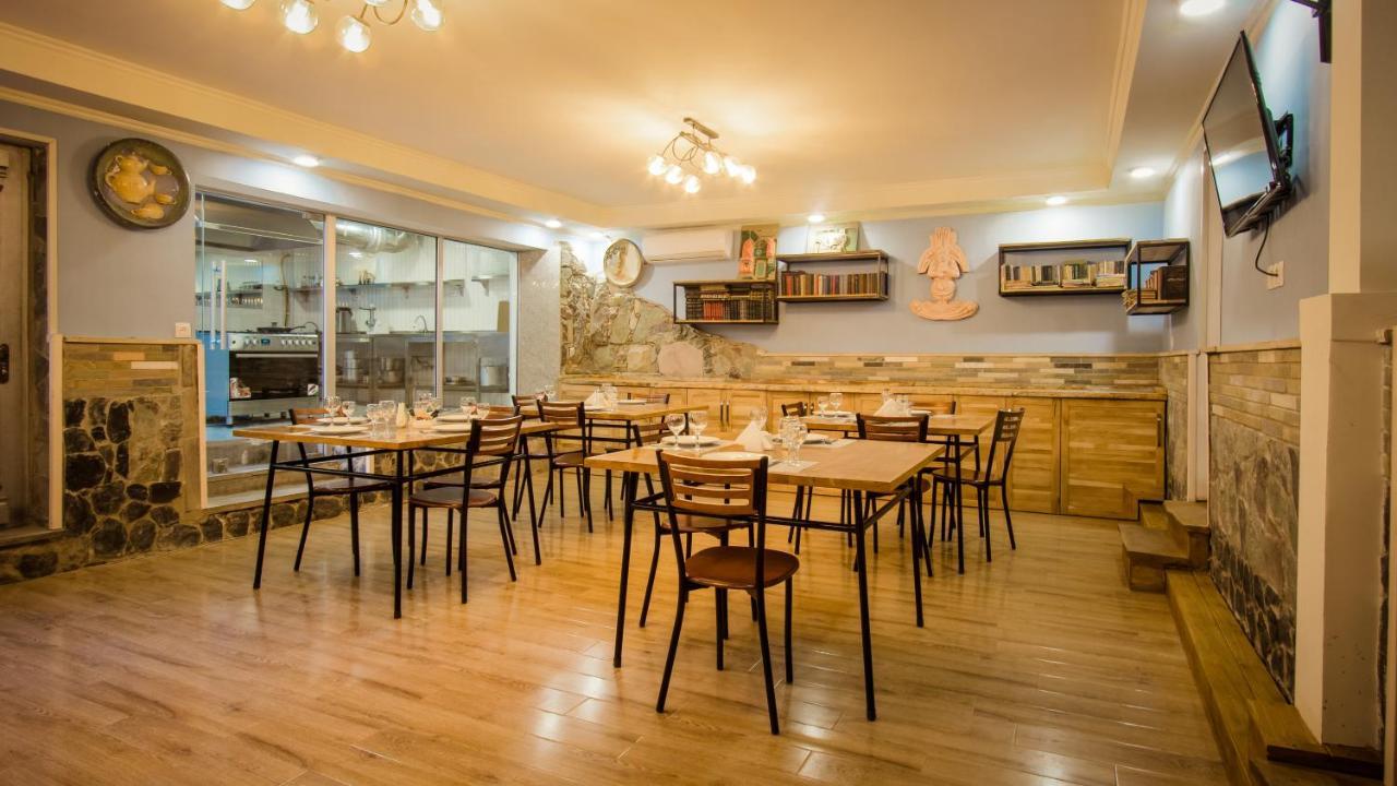 Wine Symphony Boutique Hotel ティビリシ エクステリア 写真