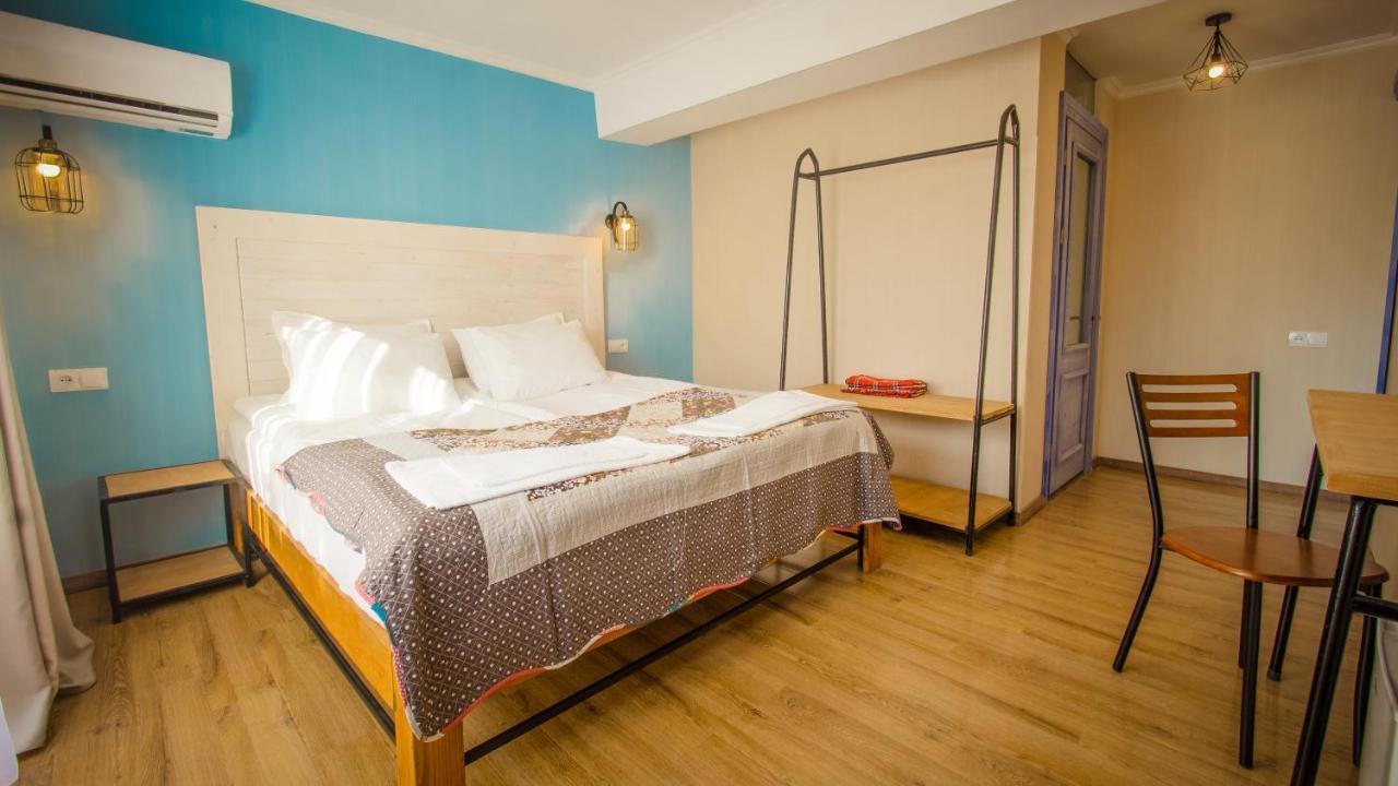 Wine Symphony Boutique Hotel ティビリシ エクステリア 写真